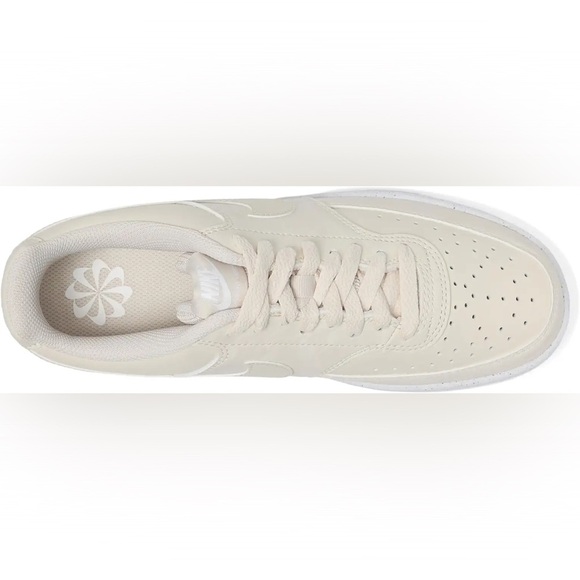 NEW IN BOX Women’s Nike Court Vision Lo NN low ~ white/pale-ivory-black ~ 10 - Picture 10 of 12